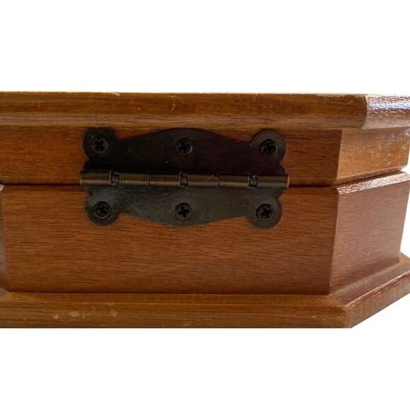 Vintage Octagon Jewelry Box Flower Glass Lid - Picture 5 of 6